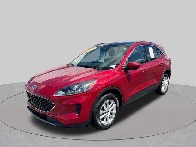 2020 Ford Escape SE in Red Metallic — front three-quarter view