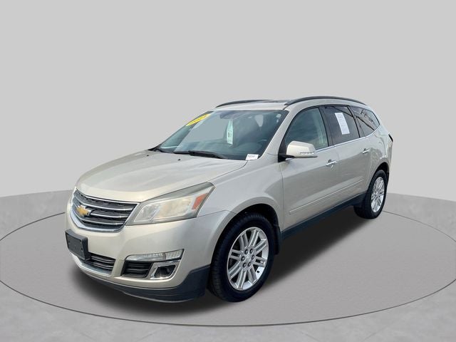 2014 Chevrolet Traverse LT 1LT in Champagne Silver Metallic — front three-quarter view
