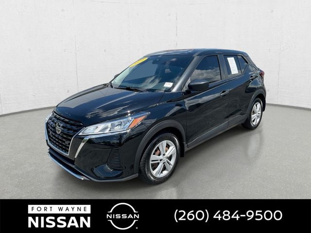 2021 Nissan Kicks S in Super Black — front three-quarter view