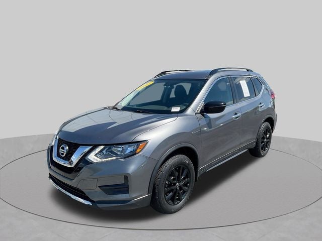 2017 Nissan Rogue SV in Gun Metallic — front three-quarter view